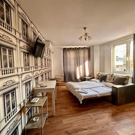 Family Hotel Amor Русе Экстерьер фото