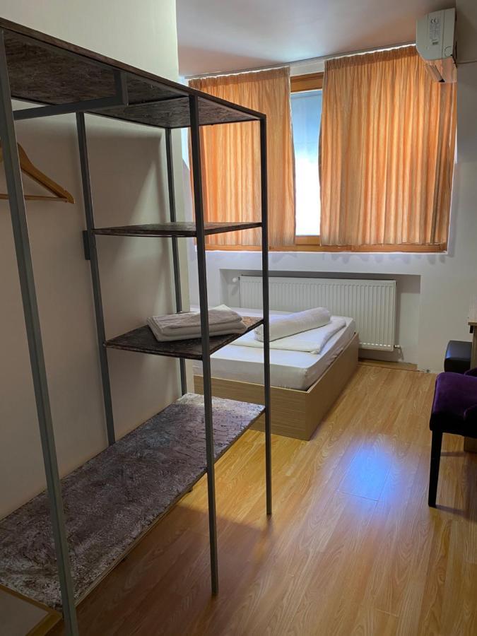 Family Hotel Amor Русе Экстерьер фото