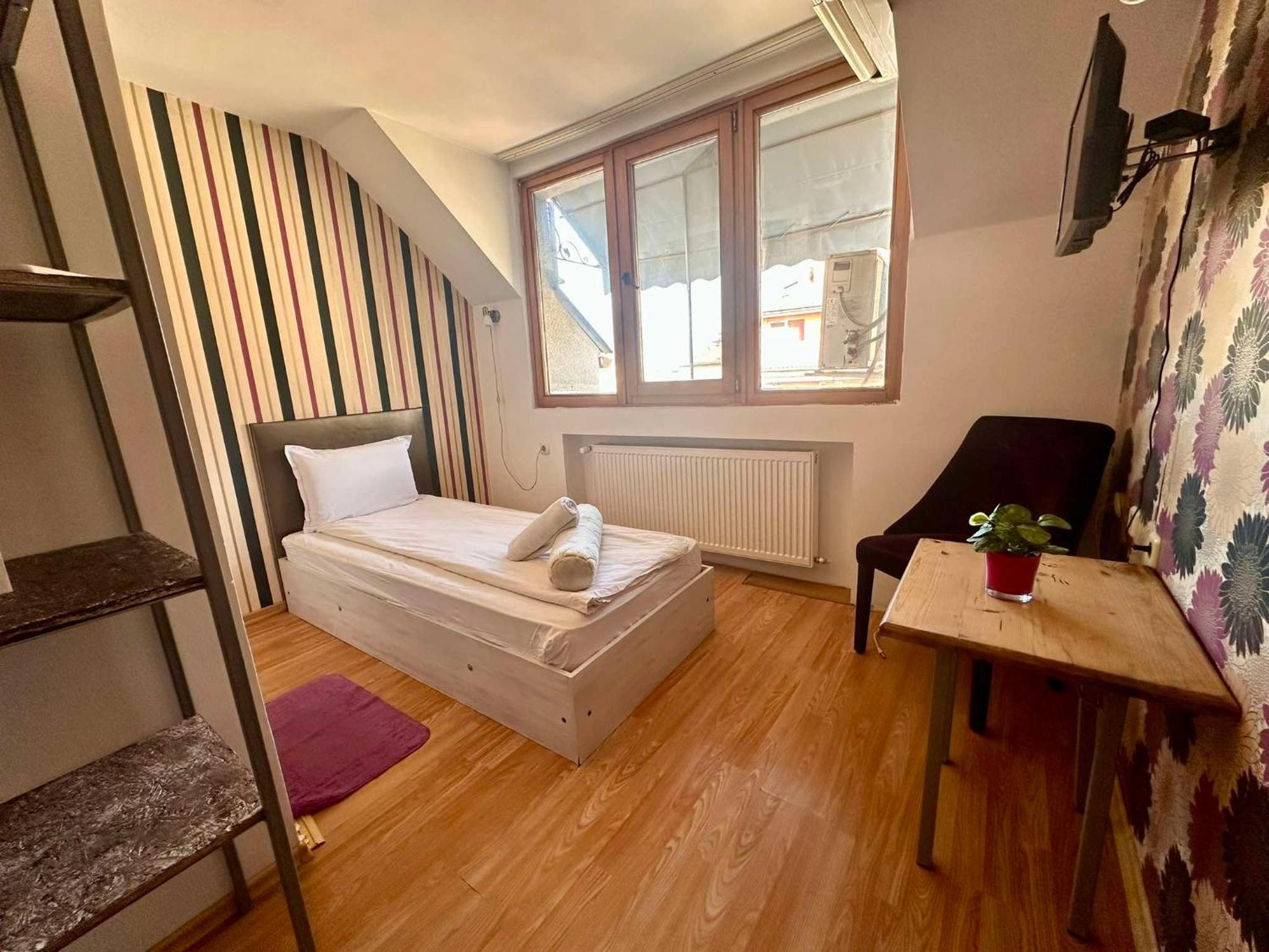 Family Hotel Amor Русе Экстерьер фото